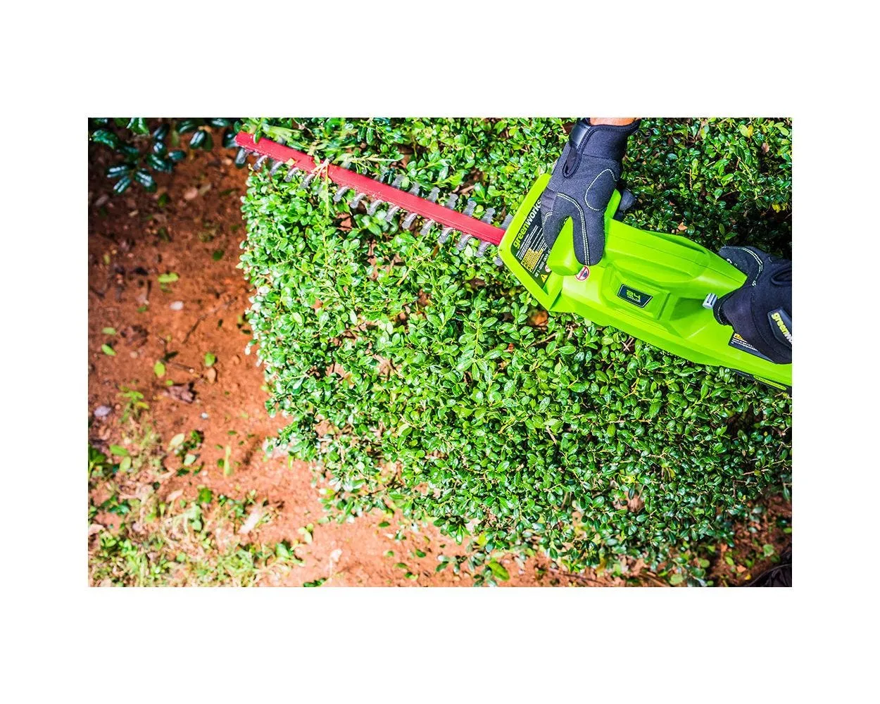 24V 20" Cordless Battery Hedge Trimmer w/ 2.0Ah Battery & Charger