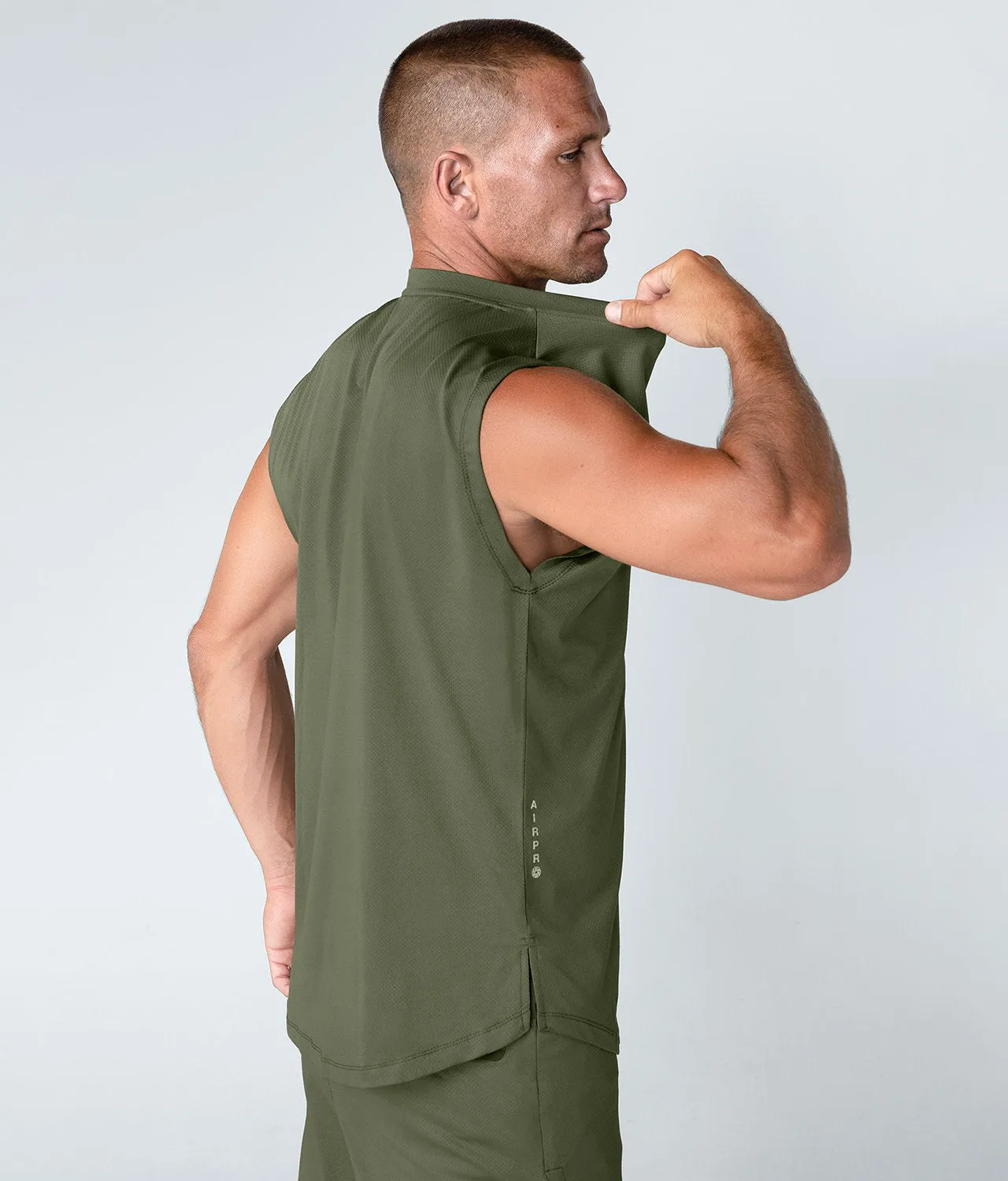 Born Tough Air Pro™ Sleeveless Running T-Shirt For Men Military Green