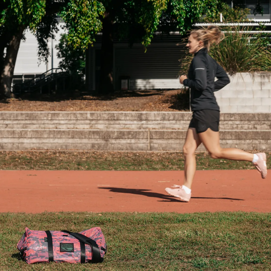 MultiCam Pink - Mesh Duffle Bag